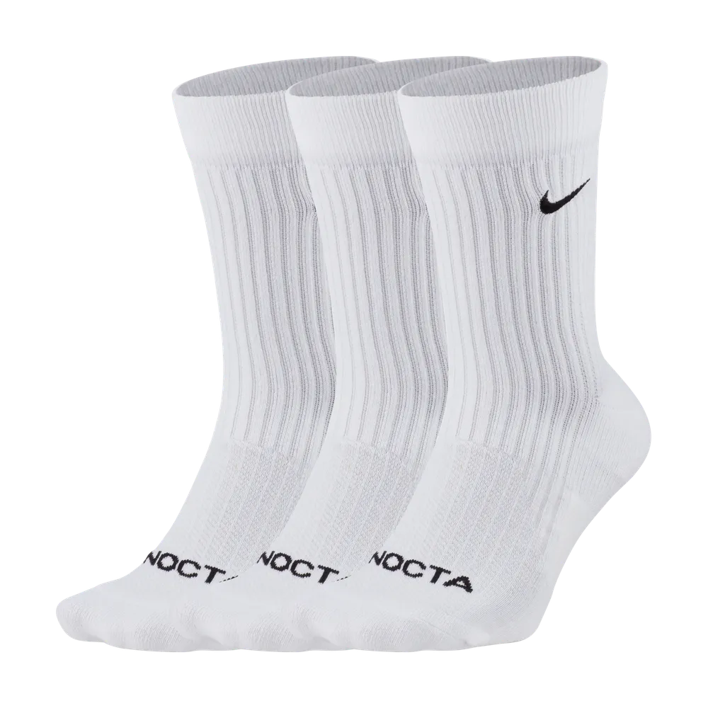 28262A_NOCTA-x-Nike-Crew-Socks_WHITE-BLACK_DD9240-100_img3