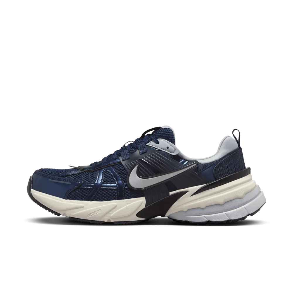313A57_Nike-V2k-Run_THUNDER-BLUE-WOLF-GREY_HJ4497-400_img1
