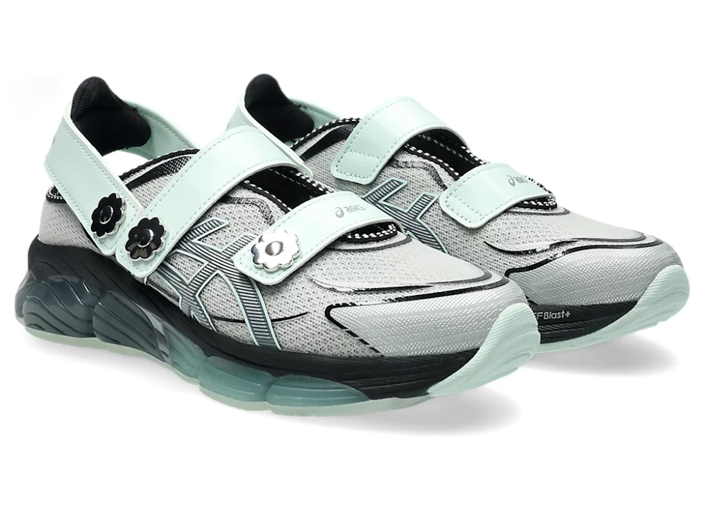 9DC1C7_Cecilie-Bahnsen-x-Asics-GEL-Quantum-360-VIII_SILVER-CLEARLY-BLUE_1203A638-020_img0