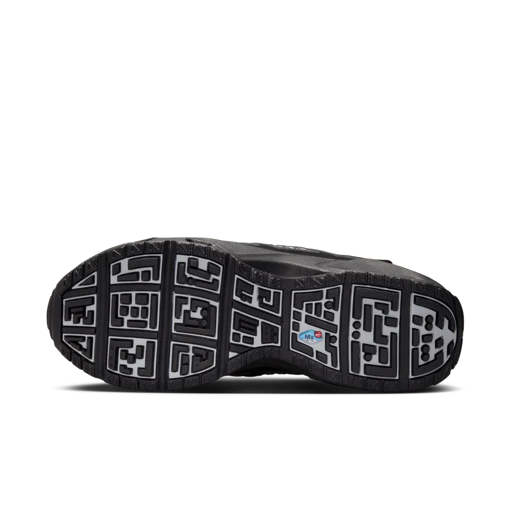 6D6B78_Nike-Air-Max-SNDR_BLACK_FZ2068-001_img1