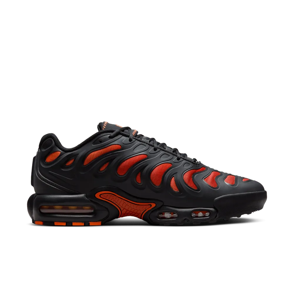 CB3302_Nike-Air-Max-Plus-Drift_DRAGON-RED_FD4290-010_img3