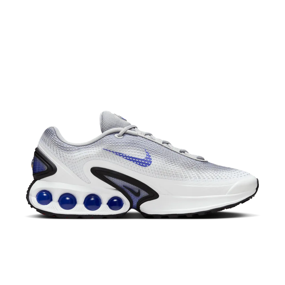 C1C1CE_Nike-Air-Max-Dn-SE_LIGHT-SMOKE-GREY_HQ4565-001_img2