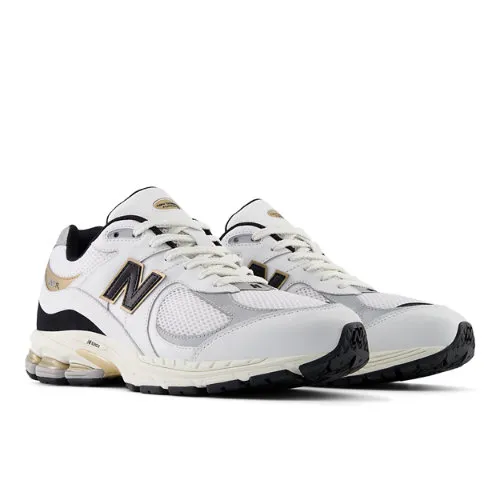 A18B62_New-Balance-2002R_WHITE-BLACK-GOLD_M2002RPN_img0