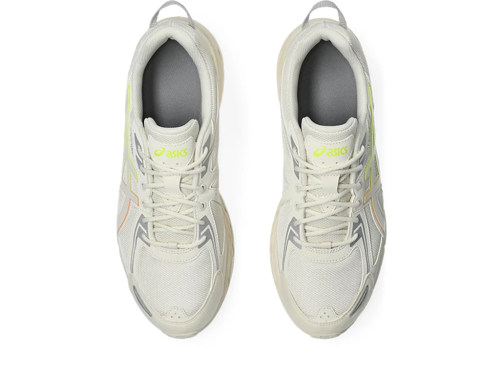 E89B7A_ASICS-Gel-Venture-6_PARIS_1203A438-100_img4