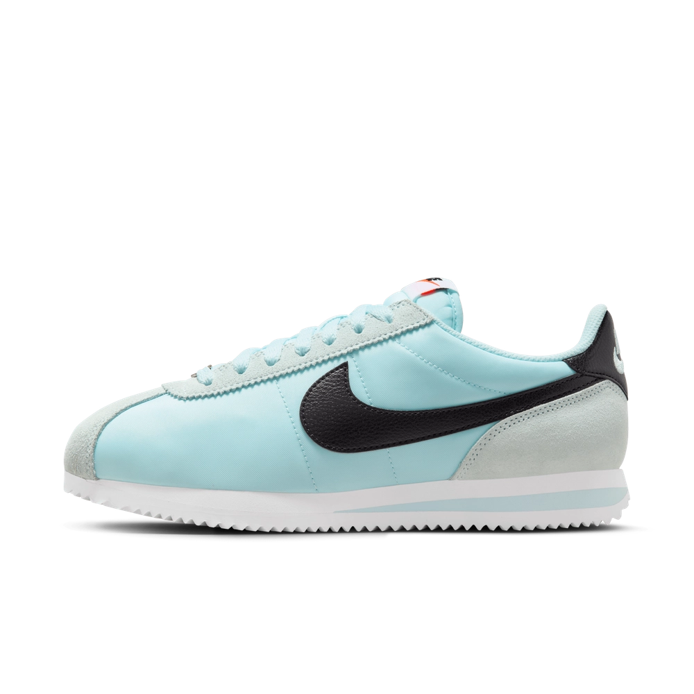 A8D1D4_Nike-Cortez-Textile_GLACIER-BLUE_DZ2795-401_img0