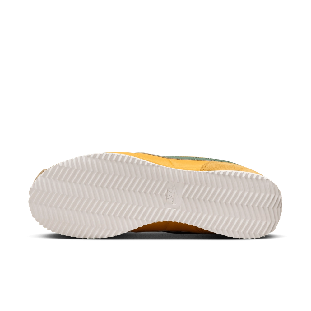 DC982A_Nike-Cortez-Textile_REVERSE-OREGON_DZ2795-702_img1