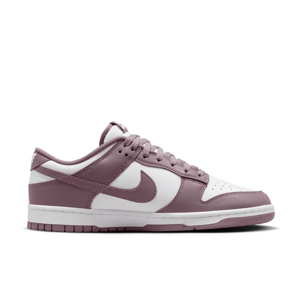 6F5A63_Nike-Dunk-Low_TAUPE-GREY_DV0833-112_img3