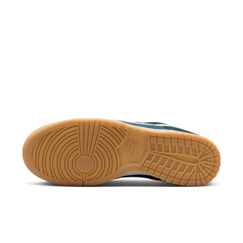 334358_Nike-Dunk-Low-SE_MONSOON-BLUE_HQ1931-400_img1