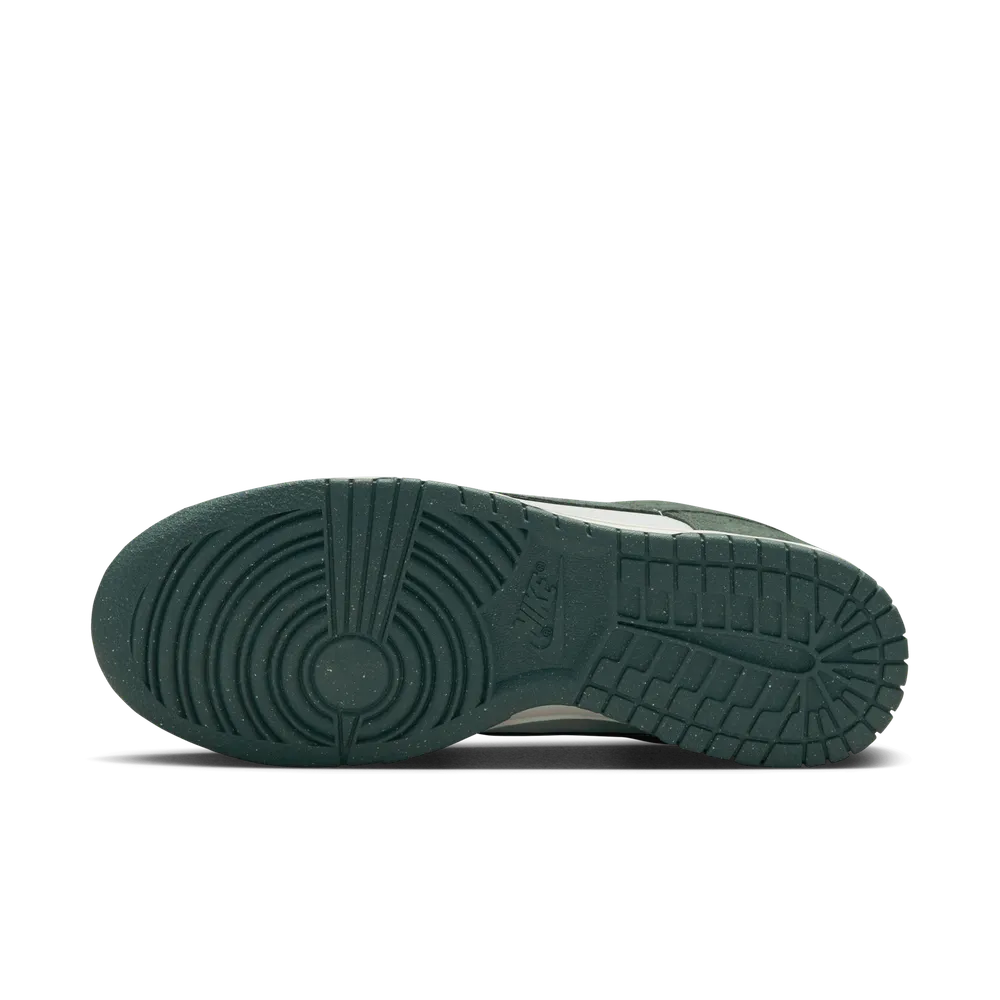 475047_Nike-Dunk-Low_GREEN-SUEDE_HJ7673-002_img2