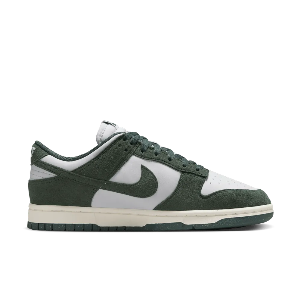 475047_Nike-Dunk-Low_GREEN-SUEDE_HJ7673-002_img3