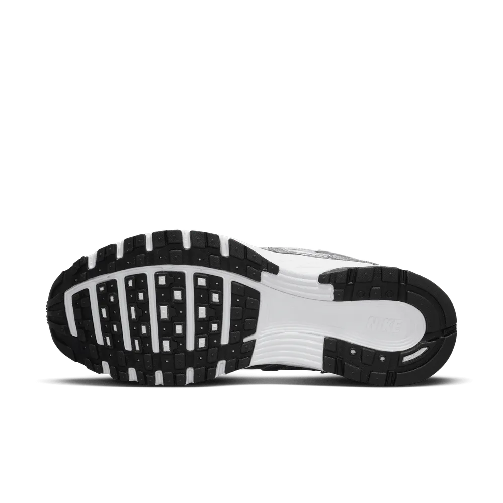 919195_Nike-P-6000_METALLIC-SILVER_FD9876-101_img1