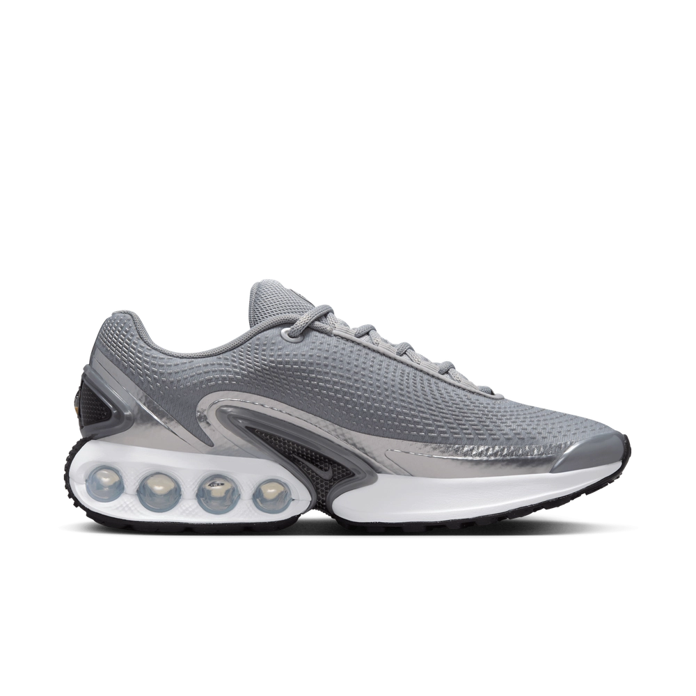 8D8E92_Nike-Air-Max-DN_METALLIC-SILVER_HJ9638-001_img2