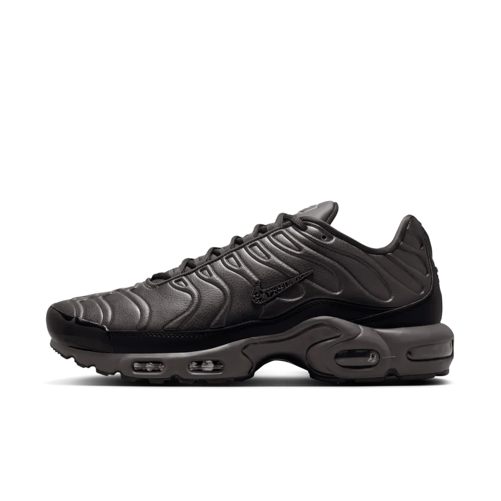 000000_Nike-Air-Max-Plus-PRM_BLACK-TEA_HJ4519-200_img0