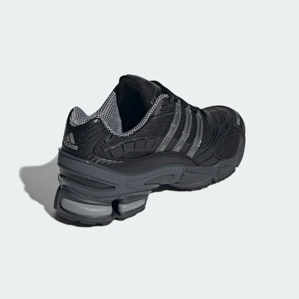37363C_adidas-Ozweego-Pro_CORE-BLACK_IH0397_img3