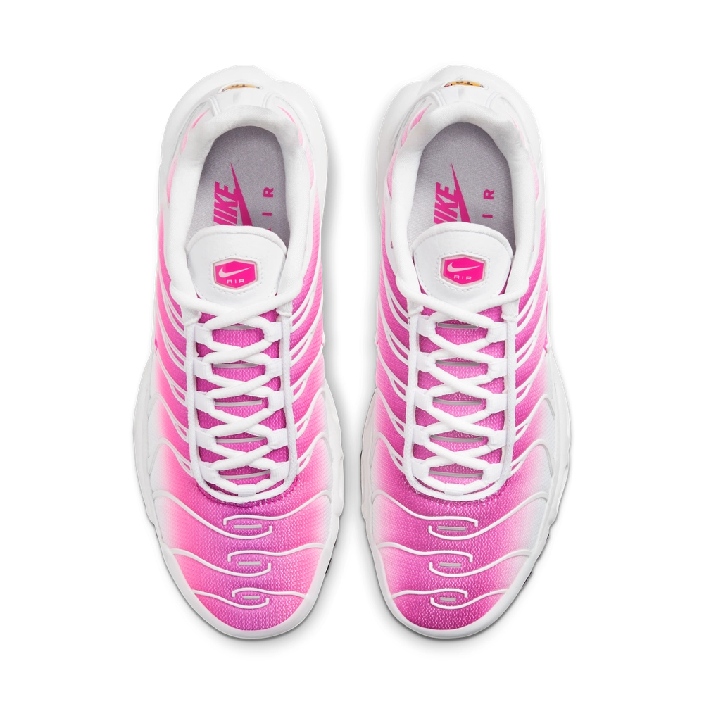 DE7096_Nike-Air-Max-Plus_PINK-FADE_CZ7931-100_img3