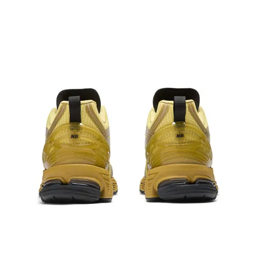 CAC285_CAYL-x-New-Balance-1906R_YELLOW_M1906RCY_img3