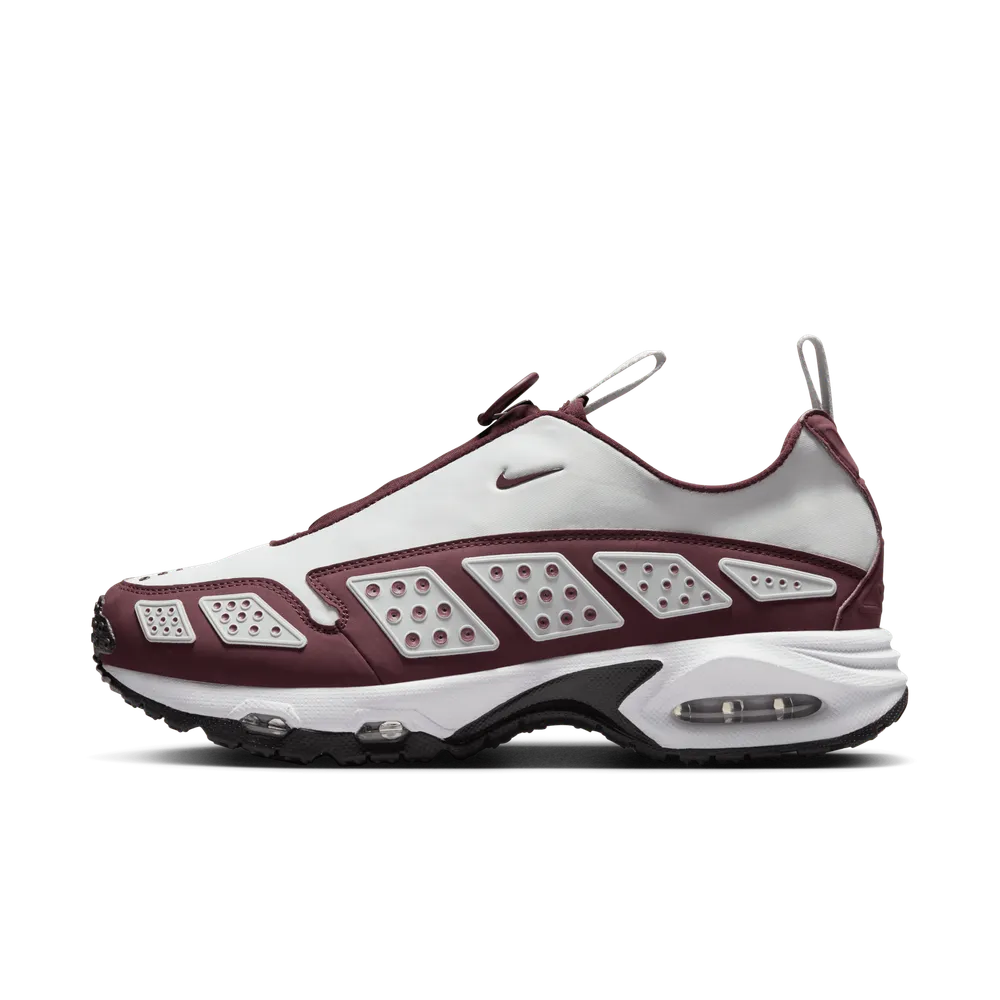 472032_Nike-Air-Max-SNDR_NIGHT-MAROON_FZ2068-002_img0