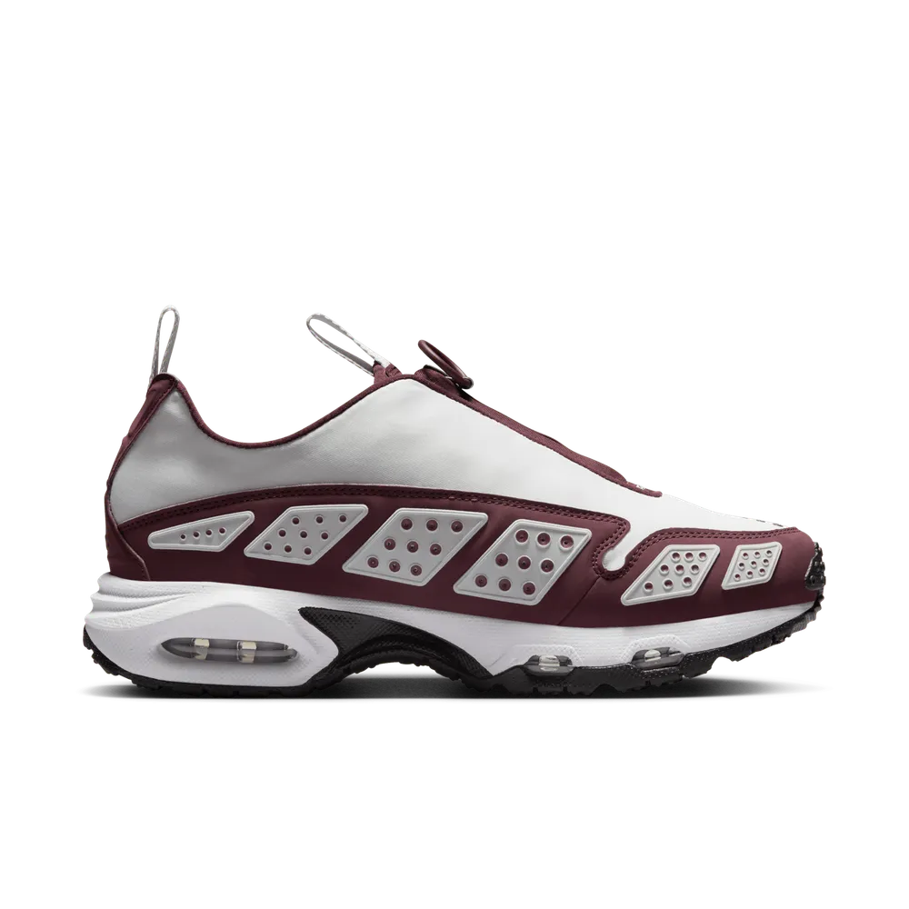 472032_Nike-Air-Max-SNDR_NIGHT-MAROON_FZ2068-002_img2