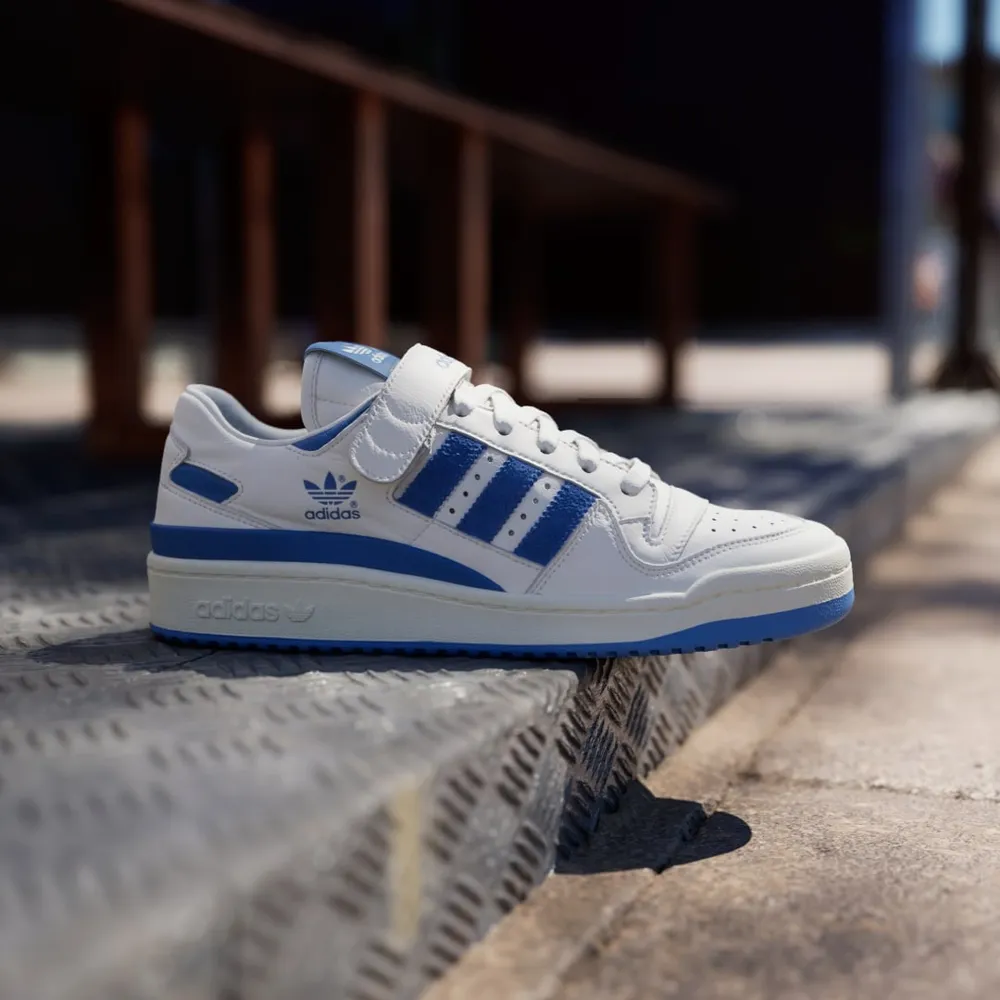 416DA6_adidas-Forum-84-Low_WHITE-BLUE_JI4658_img2