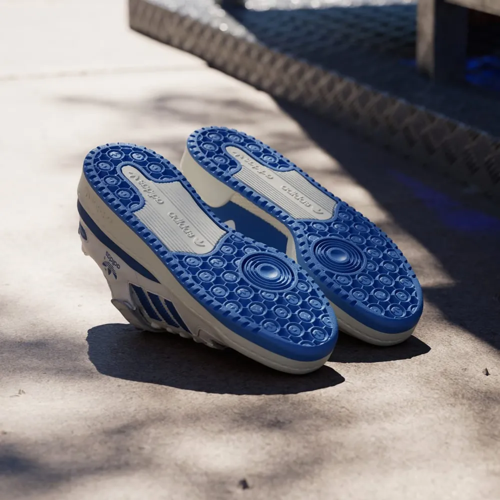 416DA6_adidas-Forum-84-Low_WHITE-BLUE_JI4658_img3
