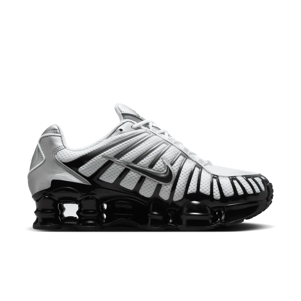 252525_Nike-Shox-TL_METALLIC-SILVER-BLACK_HQ4049-001_img3