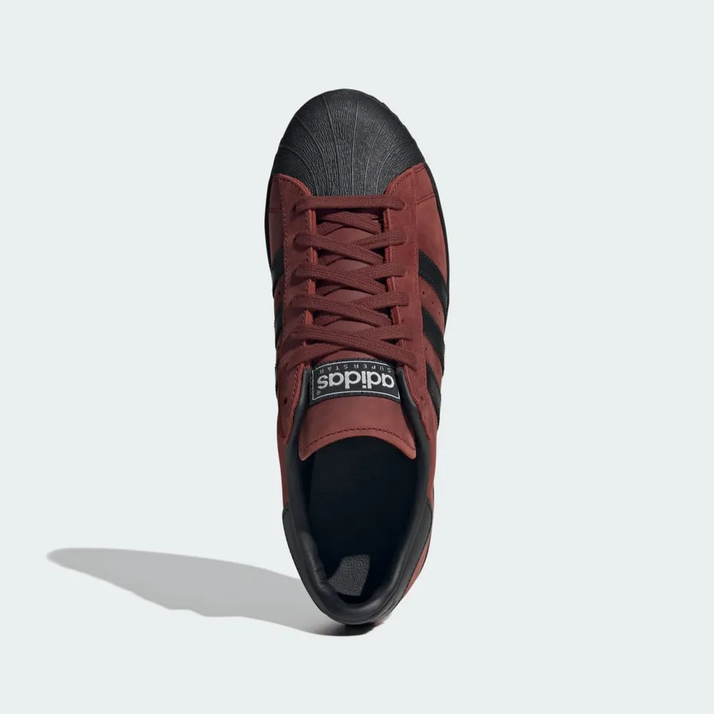 B2554E_Adidas-Superstar-82_BLACK-RED_IG9271_img1