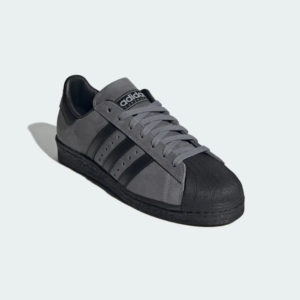 88888A_Adidas-Superstar-82_BLACK-GREY_IG9270_img3