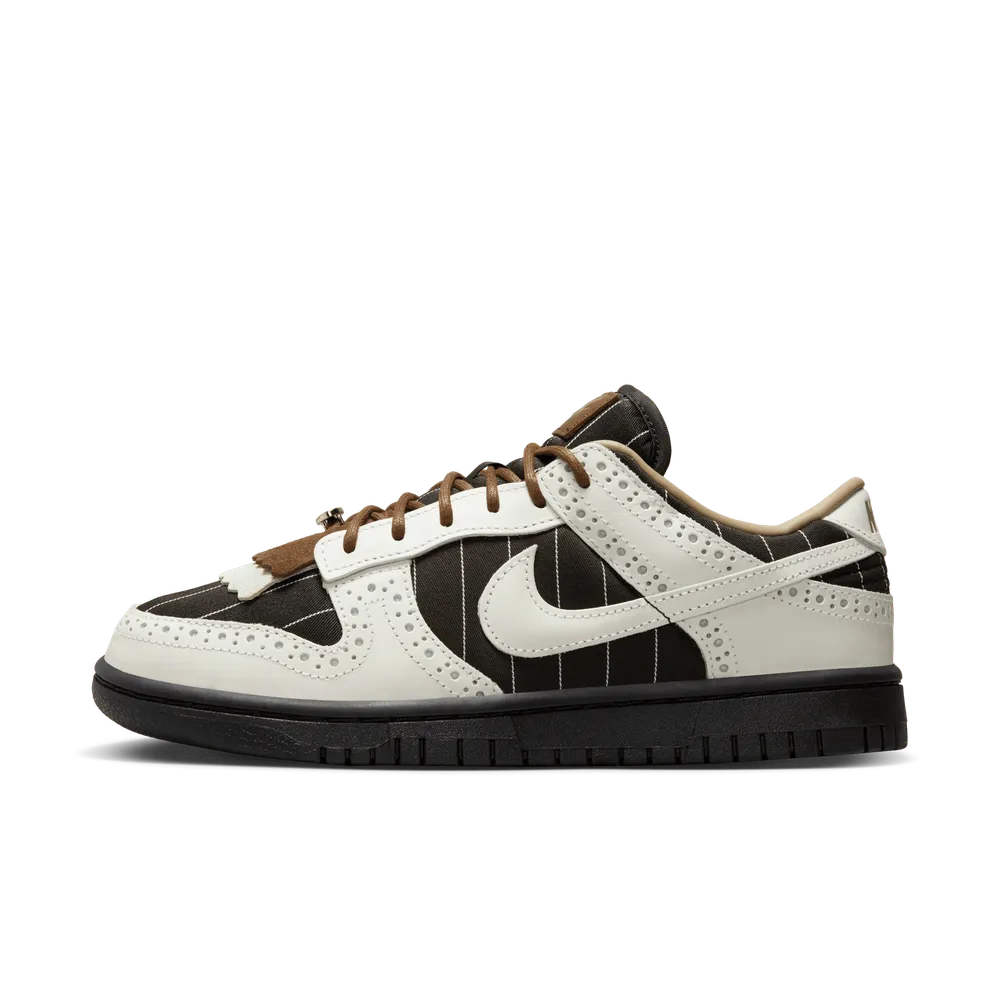 Nike Dunk Low LX 