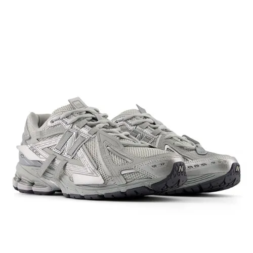 A09E9B_New-Balance-1906A_CONCRETE-SILVER-METALLIC_M1906AG_img0