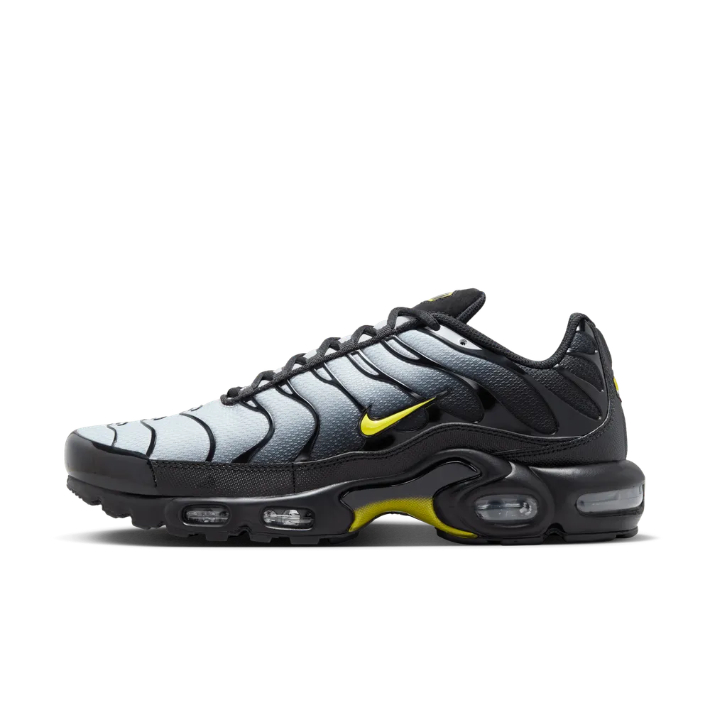 A6AFB9_Nike-Air-Max-Plus_WOLF-GREY_DM0032-012_img1