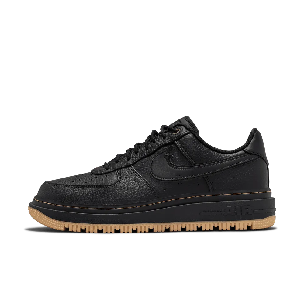 000000_Nike-Air-Force-1-Luxe_BLACK-GUM_DB4109-001_img0