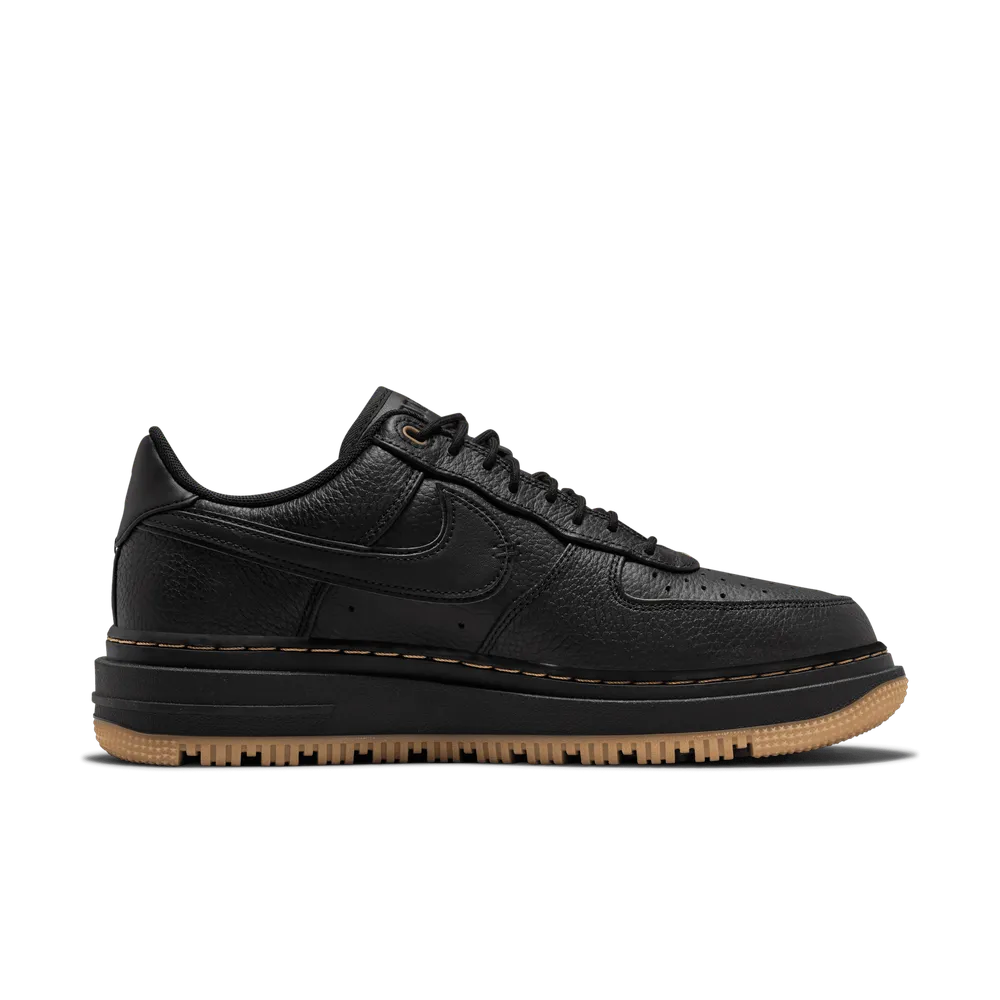 000000_Nike-Air-Force-1-Luxe_BLACK-GUM_DB4109-001_img2