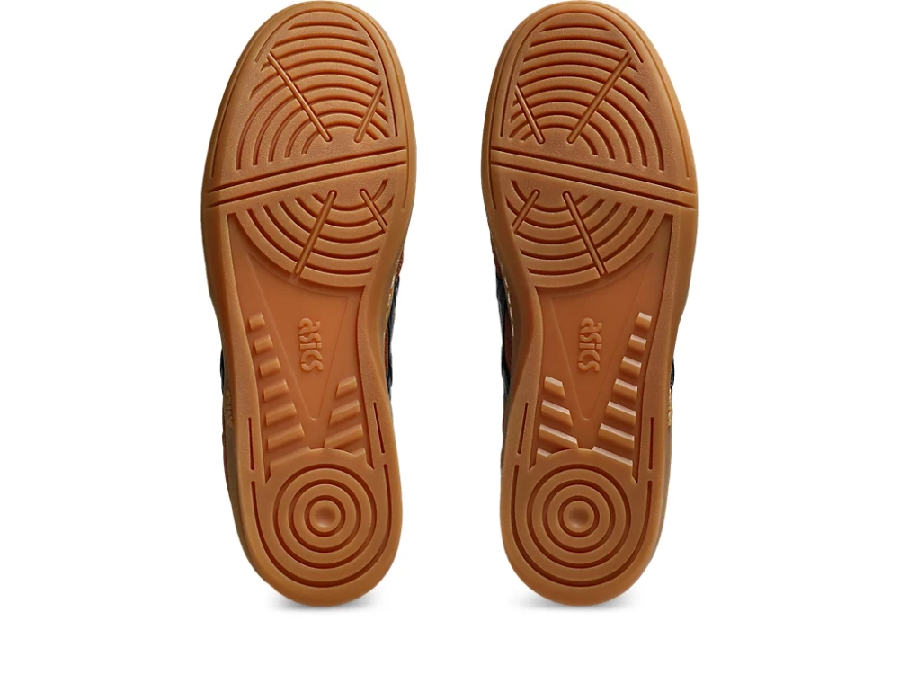 6B382A_HAY-x-Asics-Skyhand-OG_ORCHID-HUSCHT_1203A563-200_img5