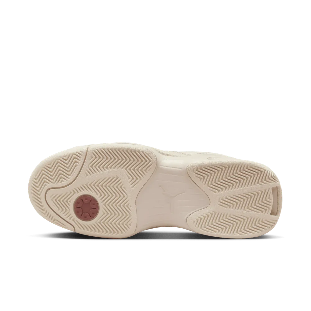 7E6B5D_Air-Jordan-Max-Aura-6-WMNS_LEGEND-LIGHT_FQ7943-200_img2