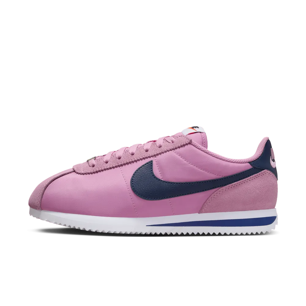 AA7EA1_Nike-Cortez-Textile_PINK-NAVY_DZ2795-602_img0
