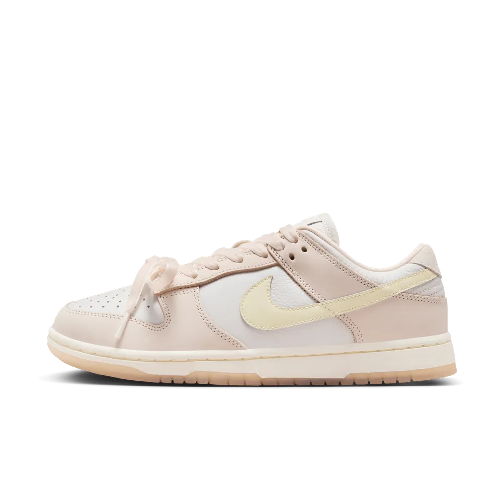 BFAFA6_Nike-Dunk-Low-WMNS_LIGHT-SOFT-PINK_FB7910-601_img1