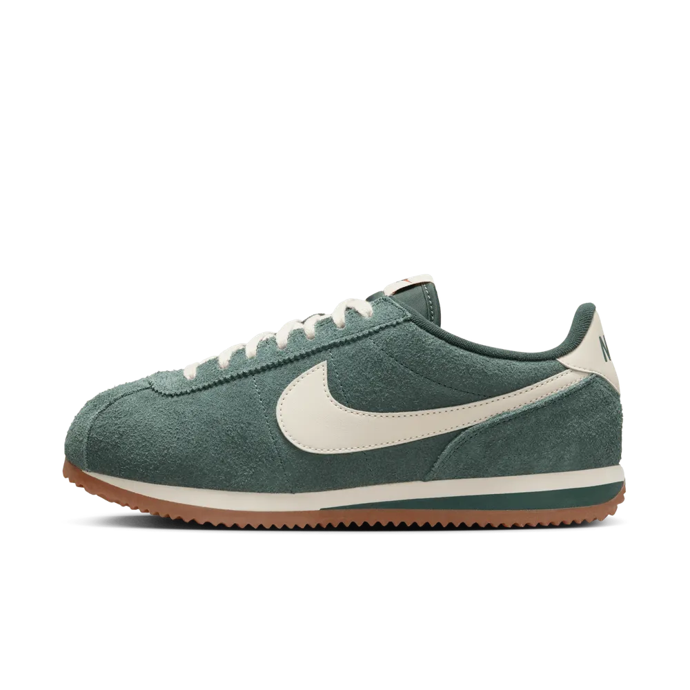 3E4945_Nike-Cortez-Vintage-Suede-WMNS_VINTAGE-GREEN_FJ2530-301_img0