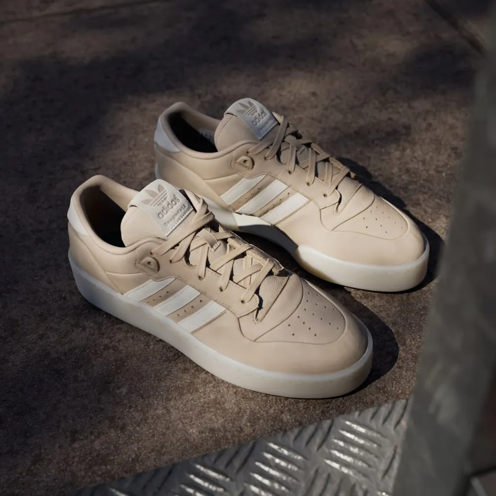 D0BFAC_Adidas-Rivalry-Low-Lux_BEIGE-IVORY_IH0255_img4