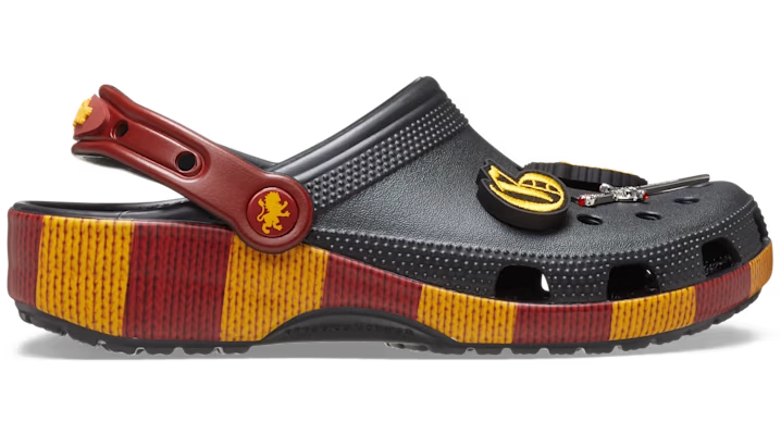894741_Harry-Potter-x-Crocs-Classic-Clog_GRYFFINDOR_210553-90H_img0