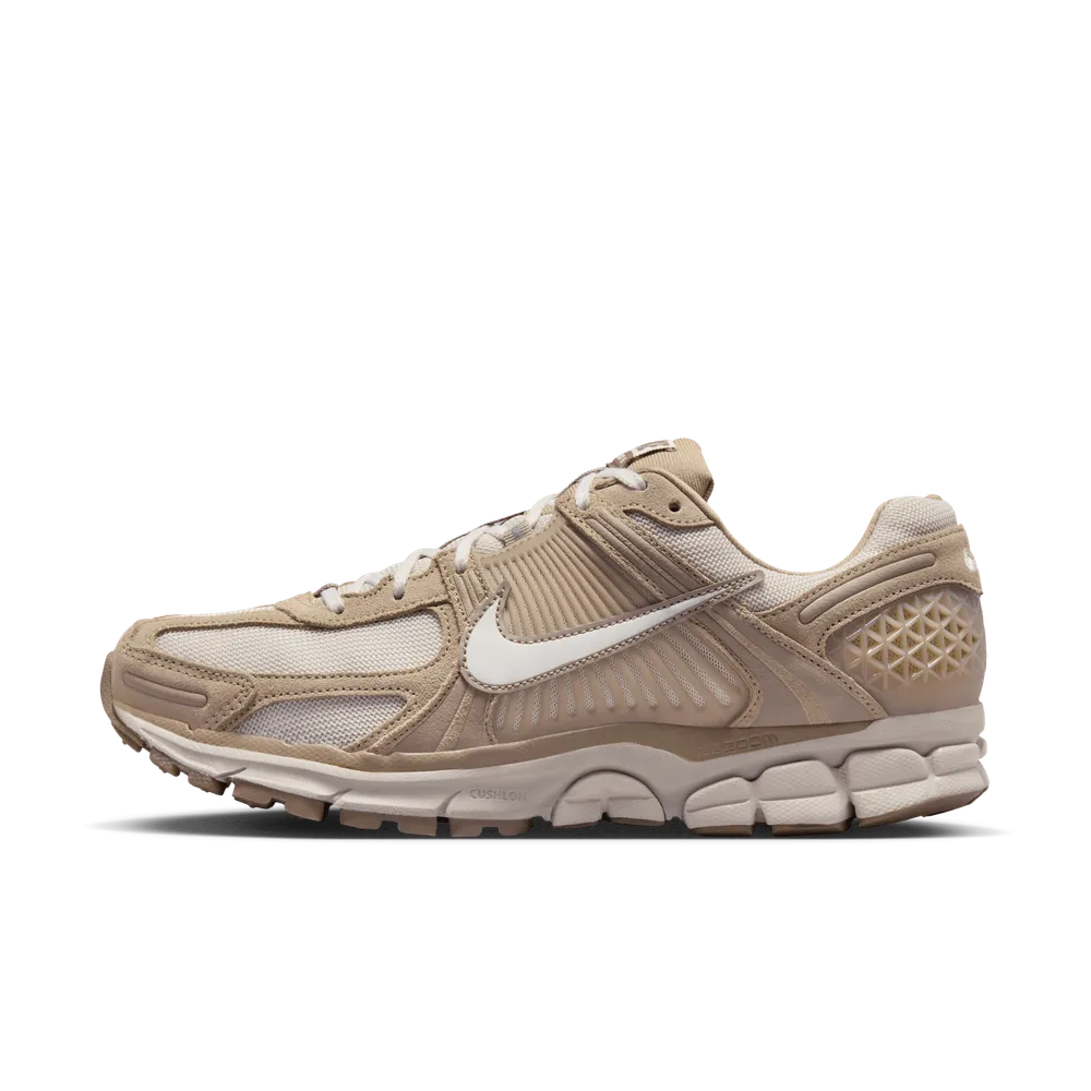 625048_Nike-Zoom-Vomero-5_KHAKI_HV2529-200_img0