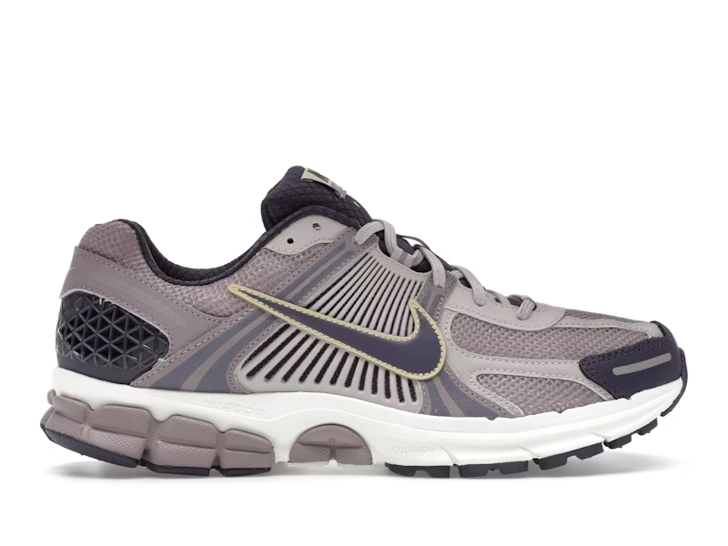Nike Zoom Vomero 5 PLATINUM VIOLET - view 0