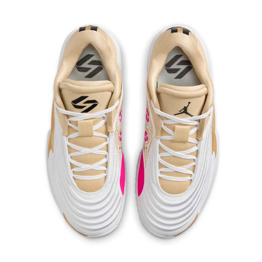 A17F52_Jordan-Luka-3_EL-MATADOR_FZ2464-100_img3