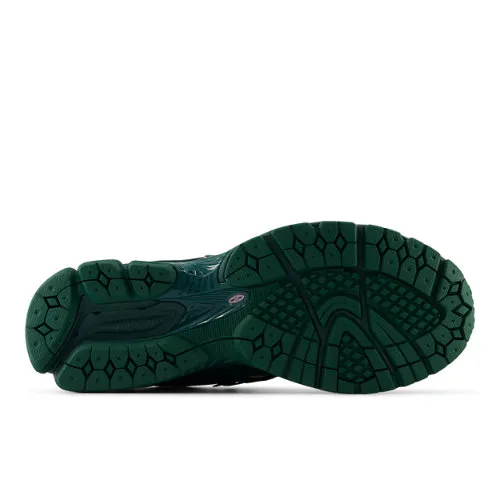 0F342F_New-Balance-1906R_GREEN-POLKA-DOT_M1906RPI_img3