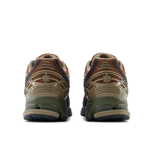 754024_New-Balance-1906U_RICH-OAK_M1906NG_img3
