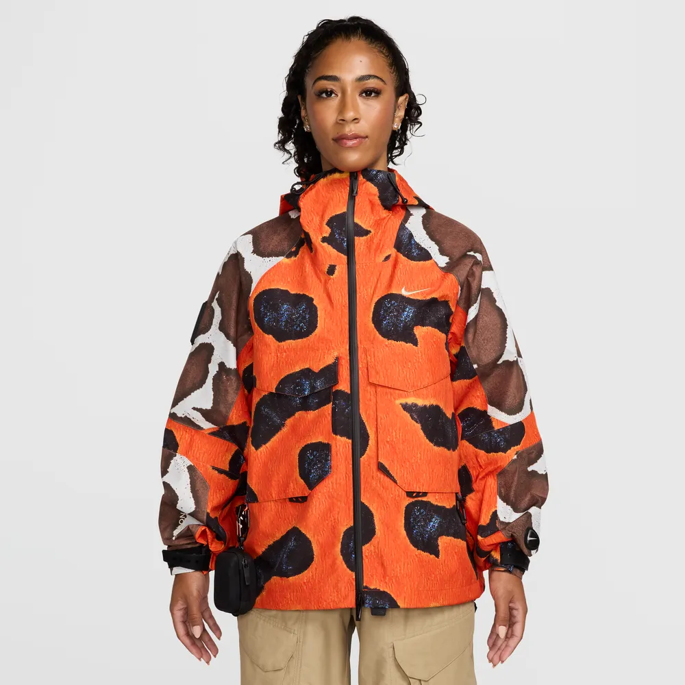 EF5B2B_Nocta-x-Nike-Opal-Jacket_SAFETY-ORANGE_FZ3253-819_img1