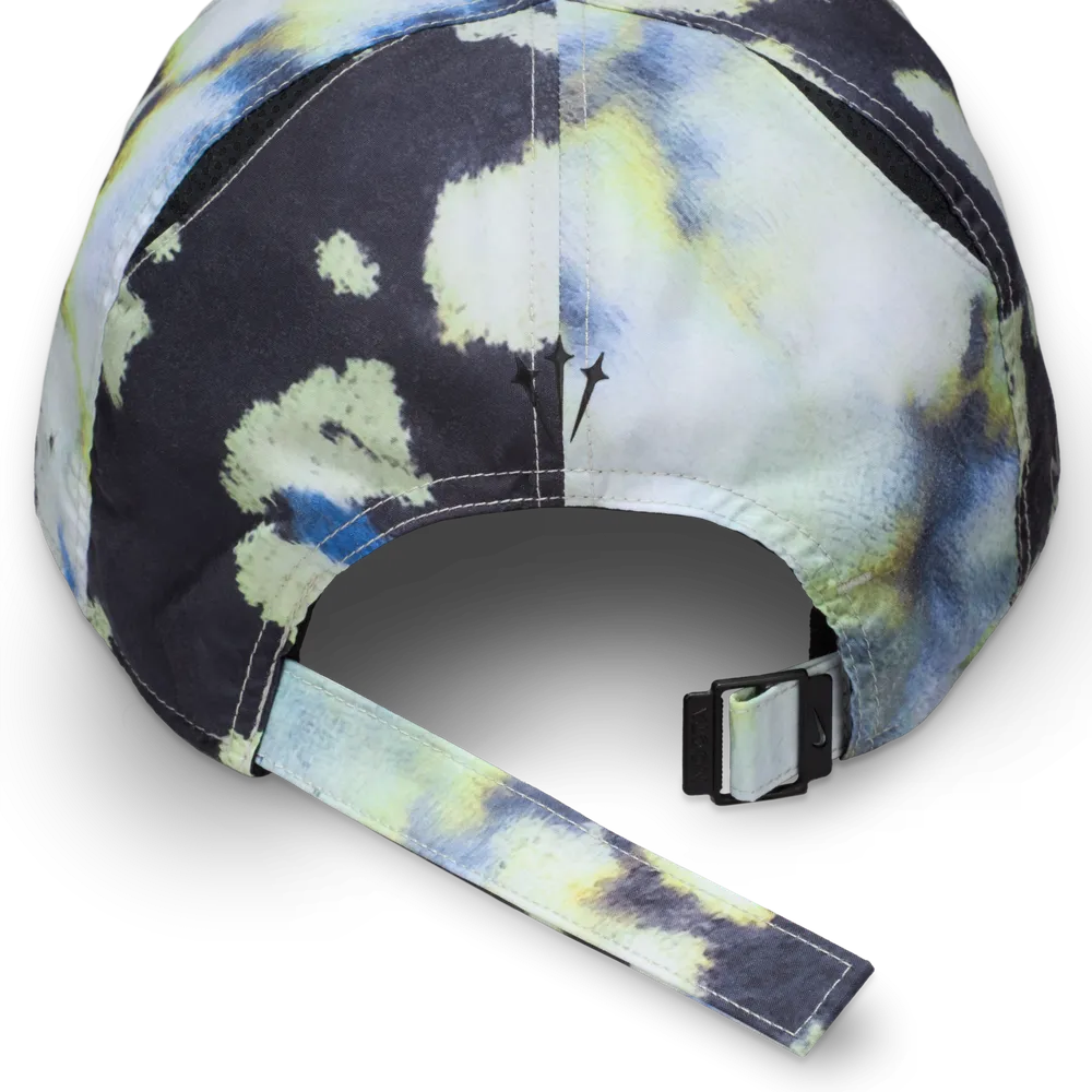 BCC7C9_Nocta-x-Nike-Opal-Cap_OFF-WHITE-NIGHT-SILVER_FV3771-107_img2