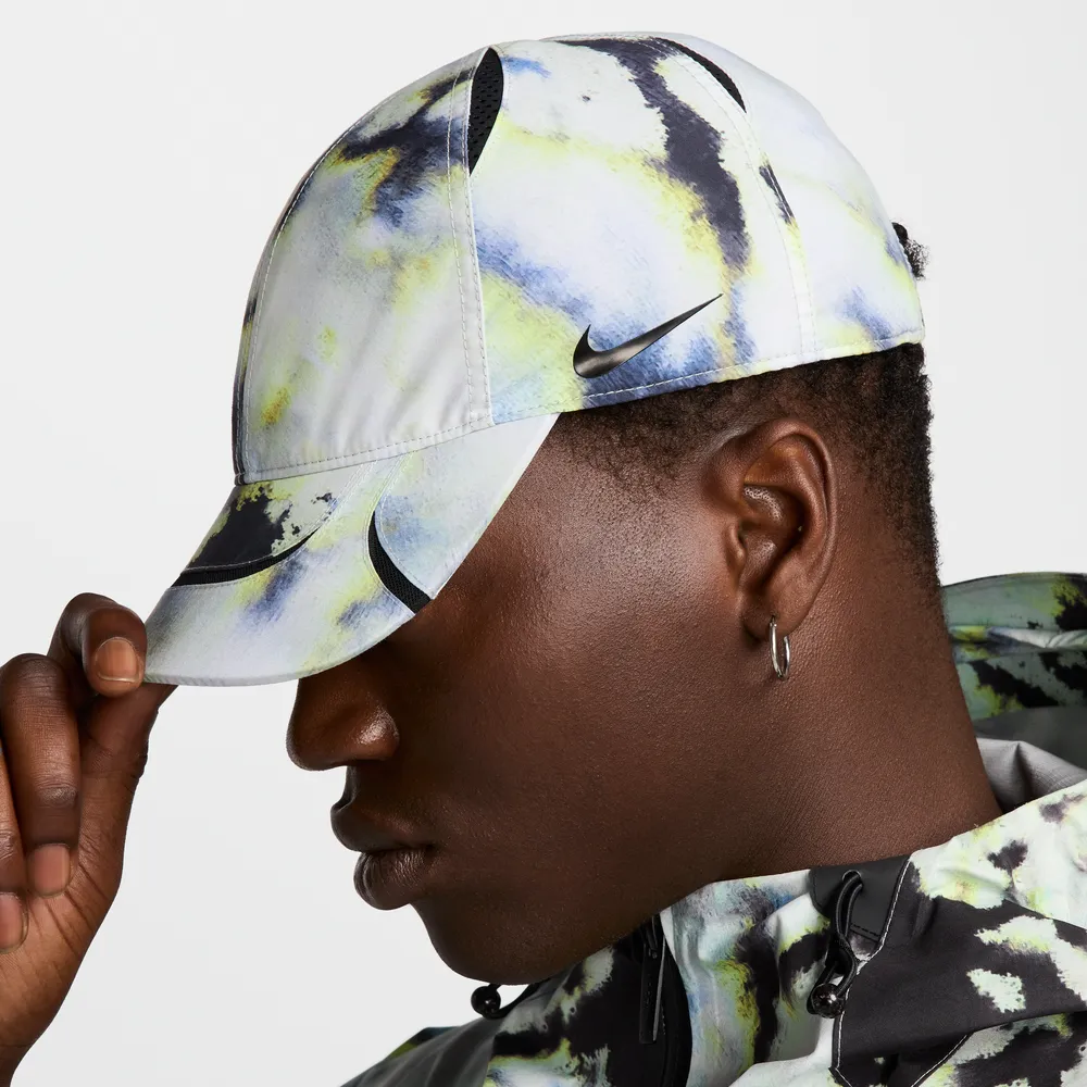 BCC7C9_Nocta-x-Nike-Opal-Cap_OFF-WHITE-NIGHT-SILVER_FV3771-107_img3