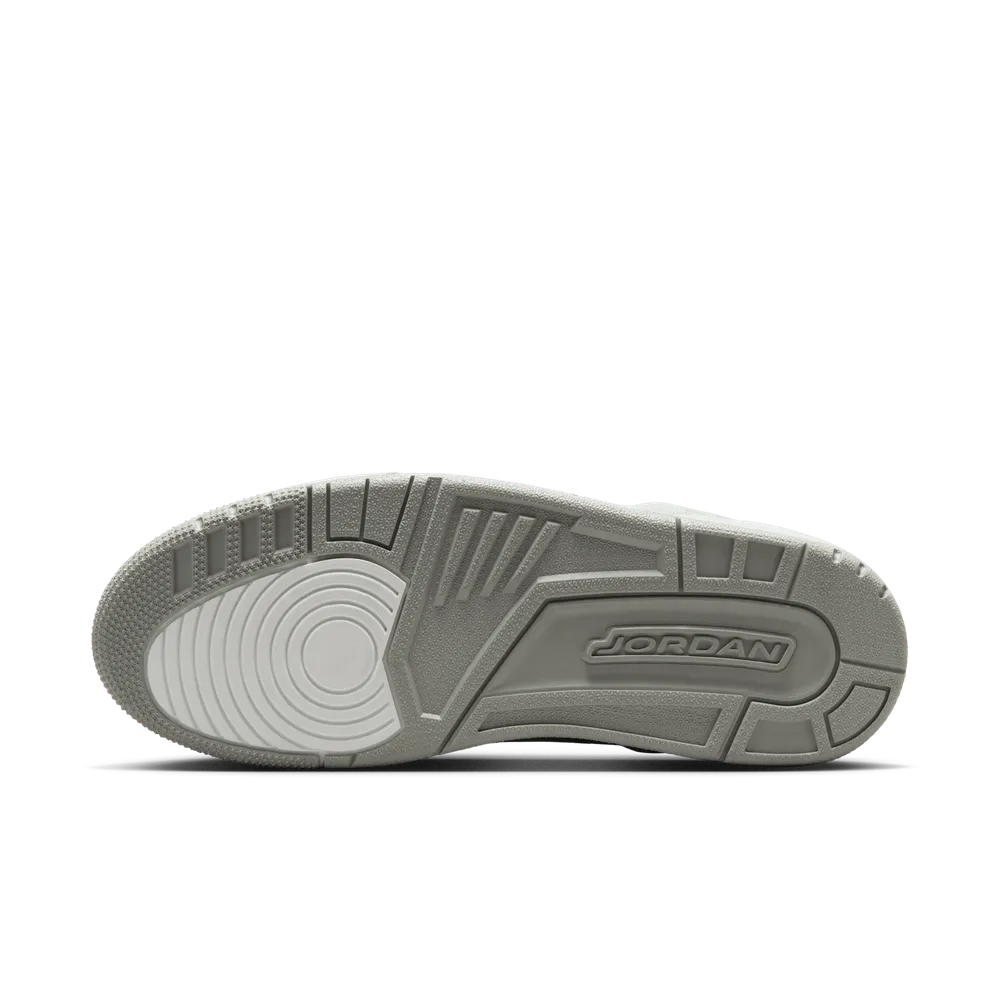 878882_Jordan-Spizike-Low_SUMMIT-WHITE_HQ3602-121_img1