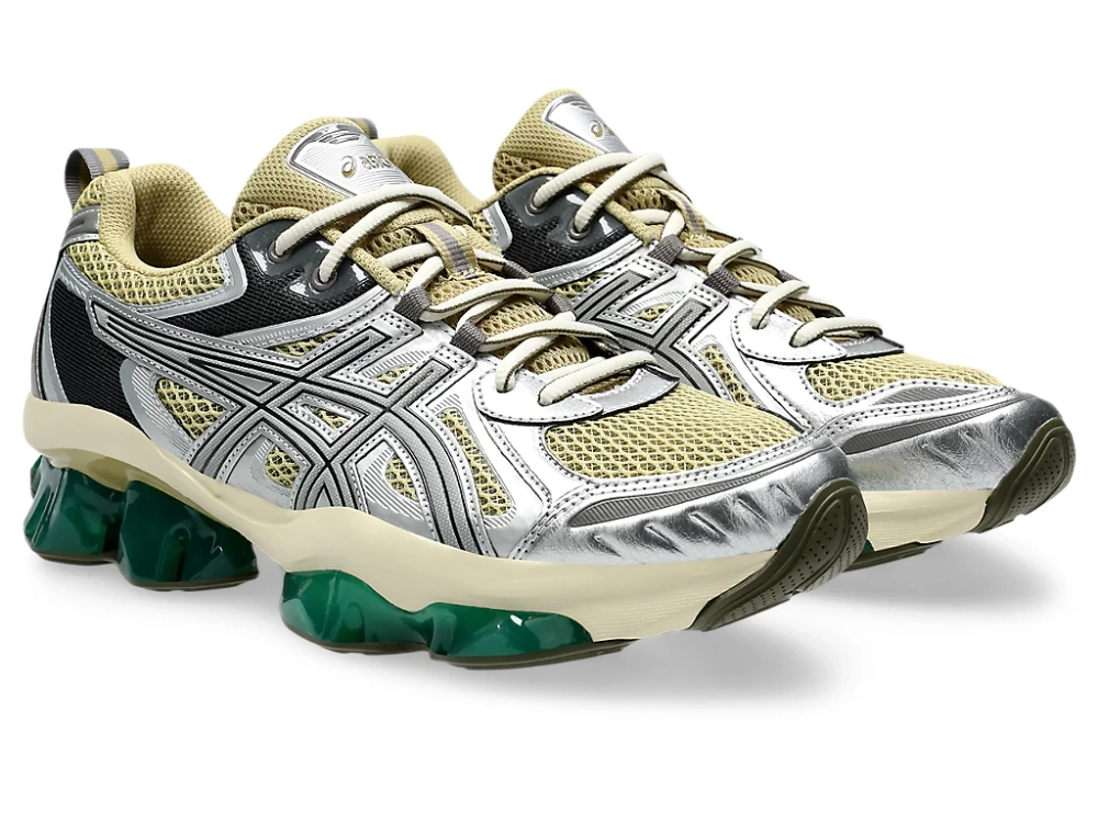 E0C79D_ASICS-Gel-Quantum-Kinetic_KHAKI-BEIGE-PURE-SILVER_1203A270-252_img0