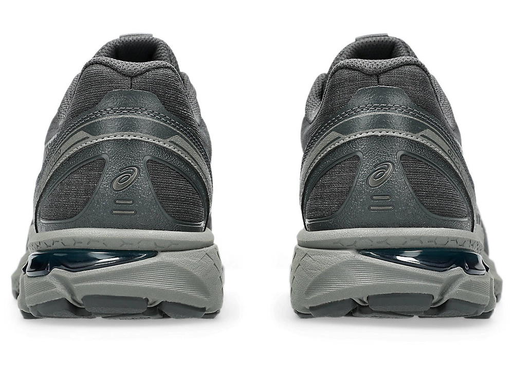 6A6A6A_ASICS-Gel-Terrain-Gore-Tex_GRAPHITE-GREY-GUNMETAL_1203A457-020_img3